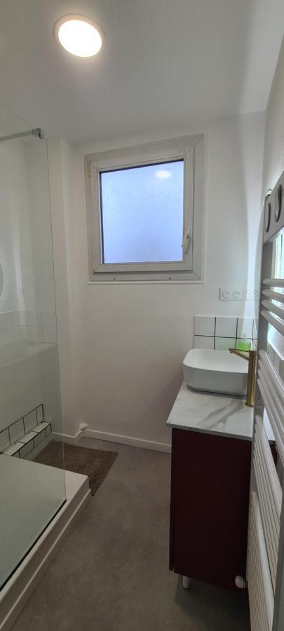 Private Room In Shared Apartment III Beauvais Extérieur photo